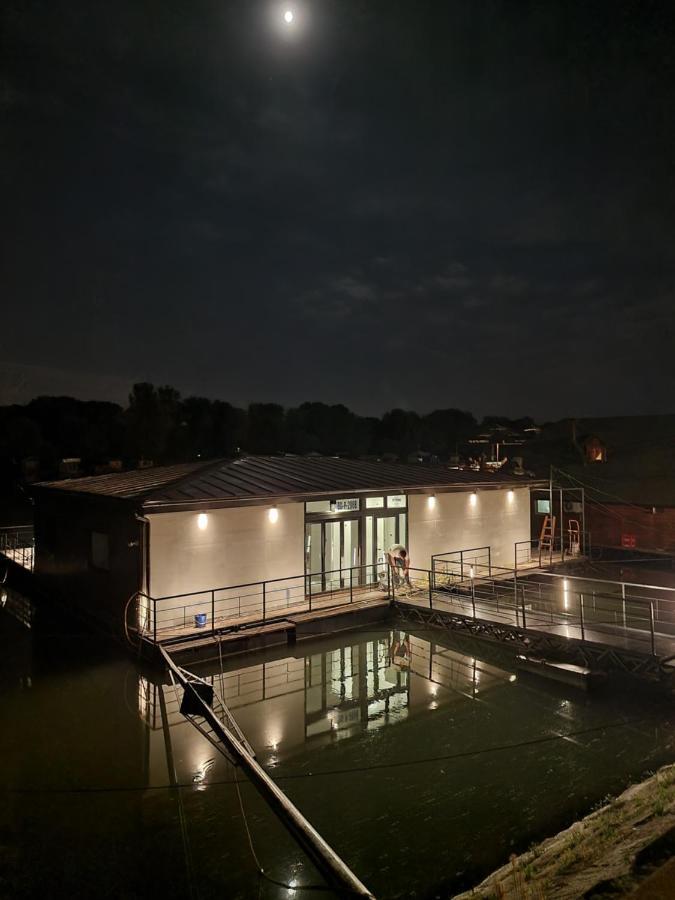 Swan Hotel Beograd Ngoại thất bức ảnh