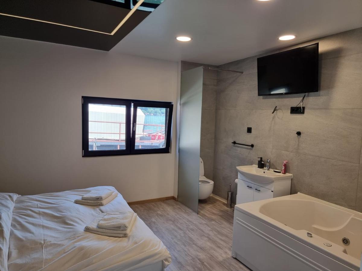 Swan Hotel Beograd Ngoại thất bức ảnh