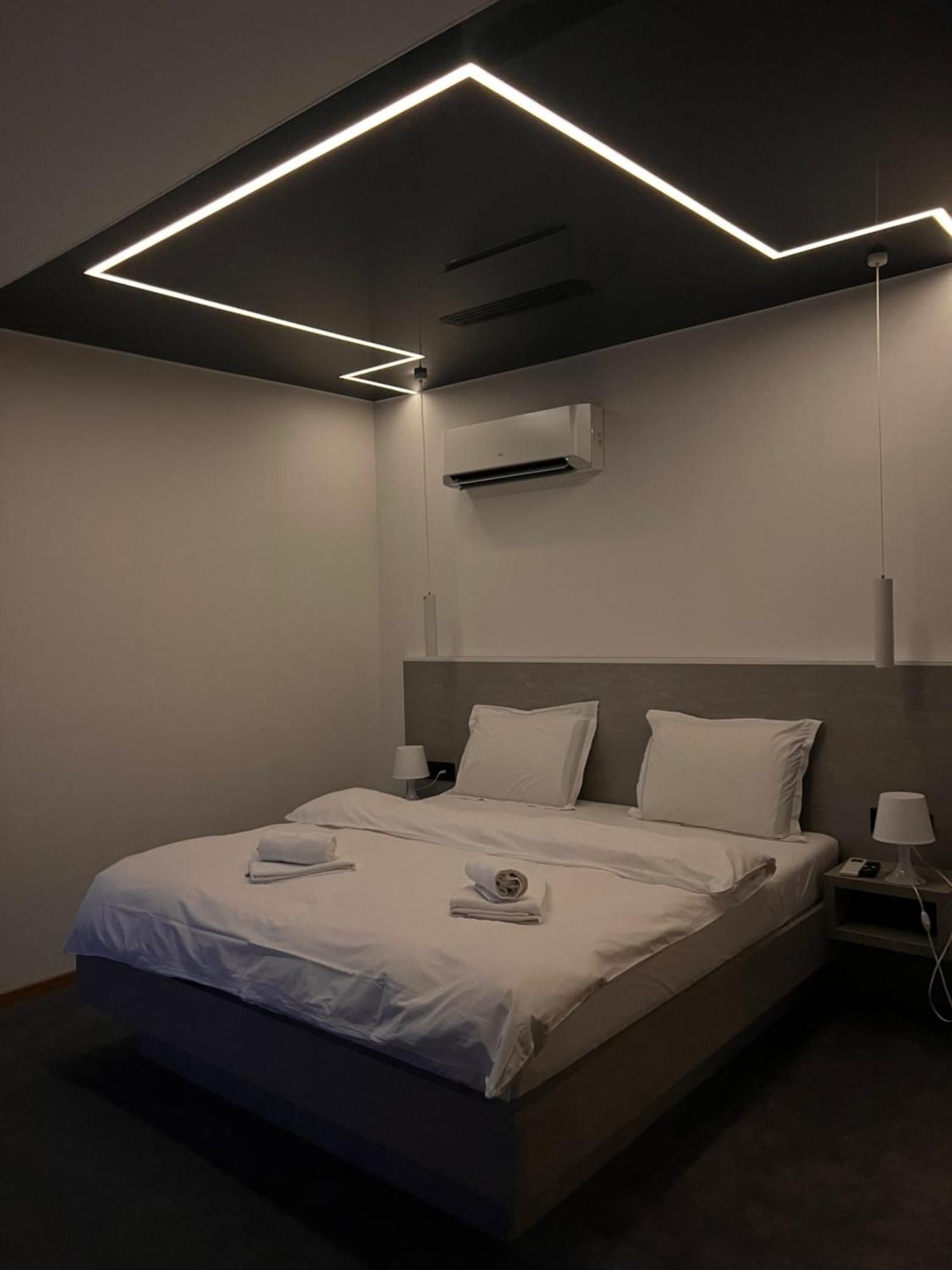 Swan Hotel Beograd Ngoại thất bức ảnh